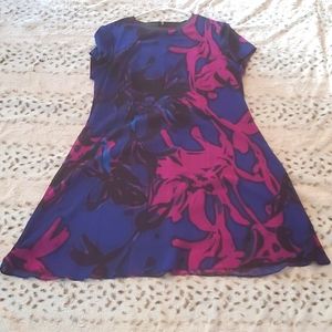 Taylor swing short dress size size 12